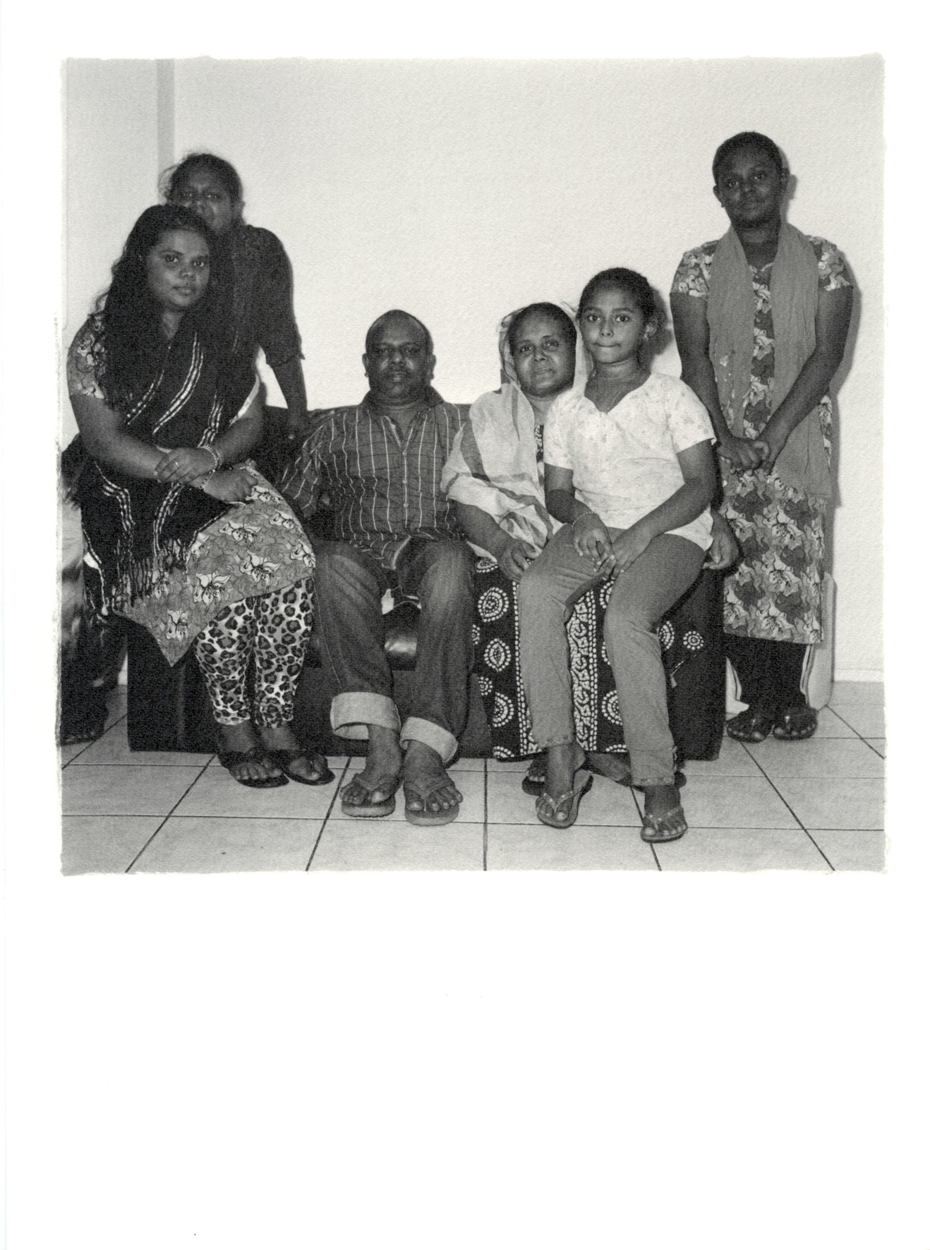 simoes_portraits_chene-pointu_clichy-sous-bois_02_2011-15_papier_foma_mg_classic_baryte_mat_warmtone_18x24_cm_image_15_5_x_15_5_cm-2.jpg