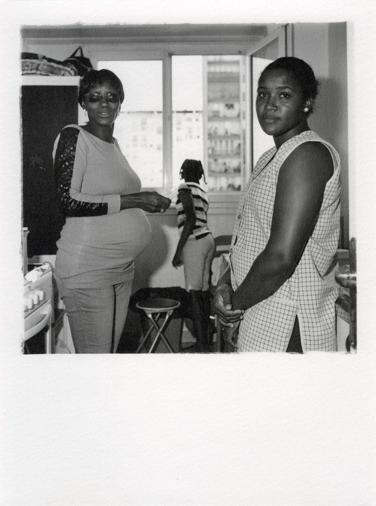 JM Simoes  Portraits Chene-Pointu & Clichy-Sous-Bois #12, 2011-15, b&w print on FOMA MG Warmtone classic barite mat paper 18x24 cm, image 15,5 x 15,5 cm