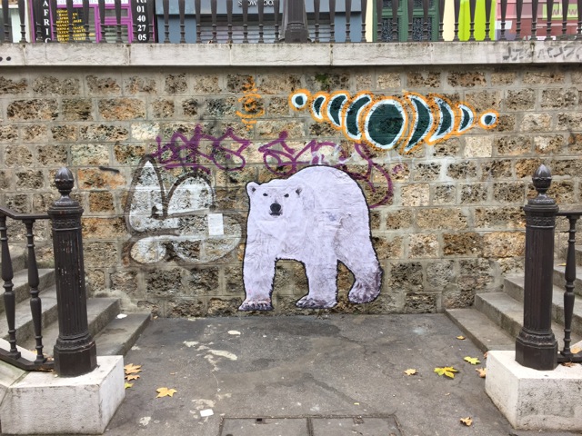 le_moal_ourse_decembre_2015_peinture_murale_ephemere_en_face_du_huit.jpg