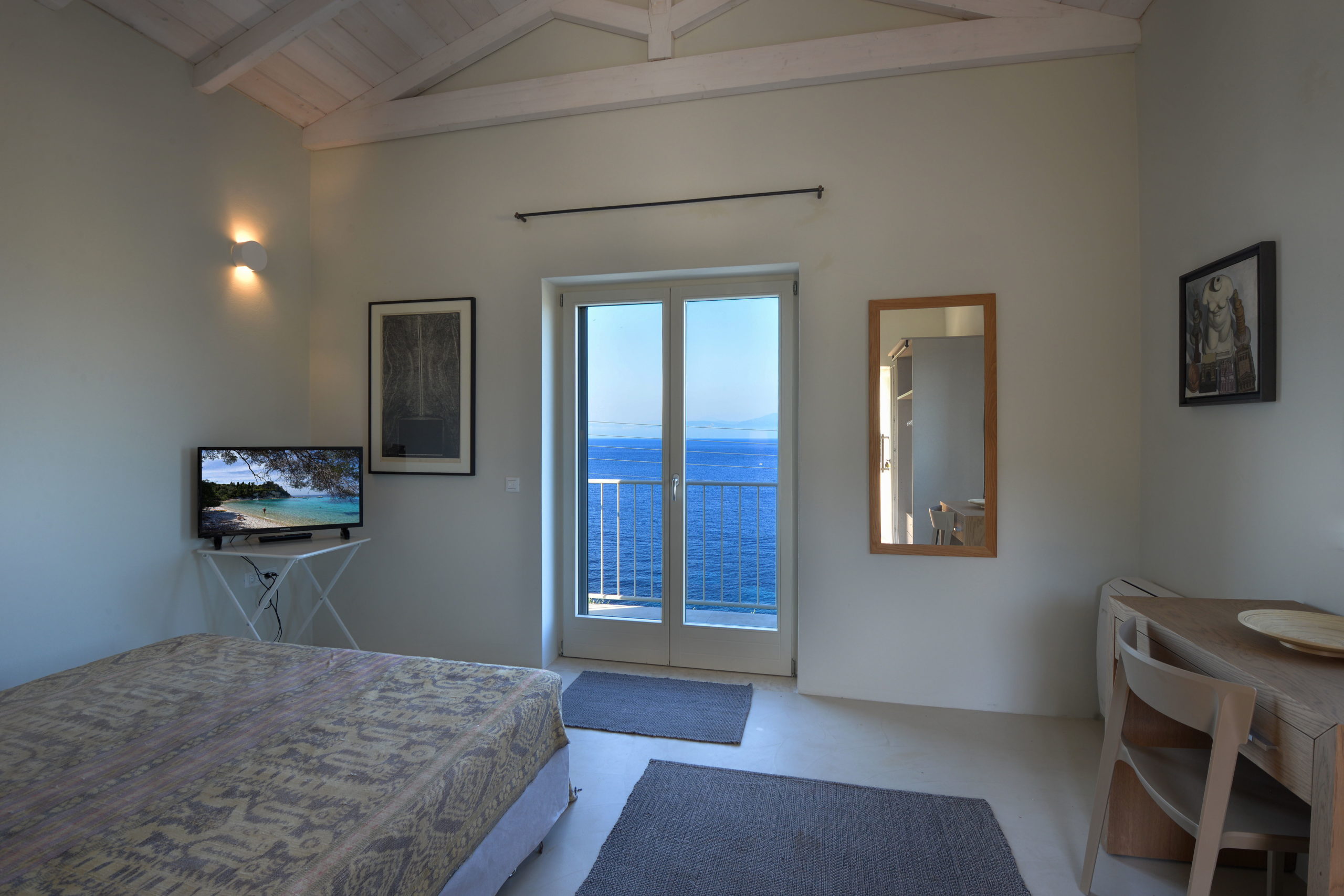25_villa_dinos_bedroom_level_3_-_la_chambre_a_coucher_niveau_3_.jpg
