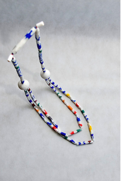 Angeliki Papadopoulou - Chroma necklace. White porcelain and pigments. Length 65 cm