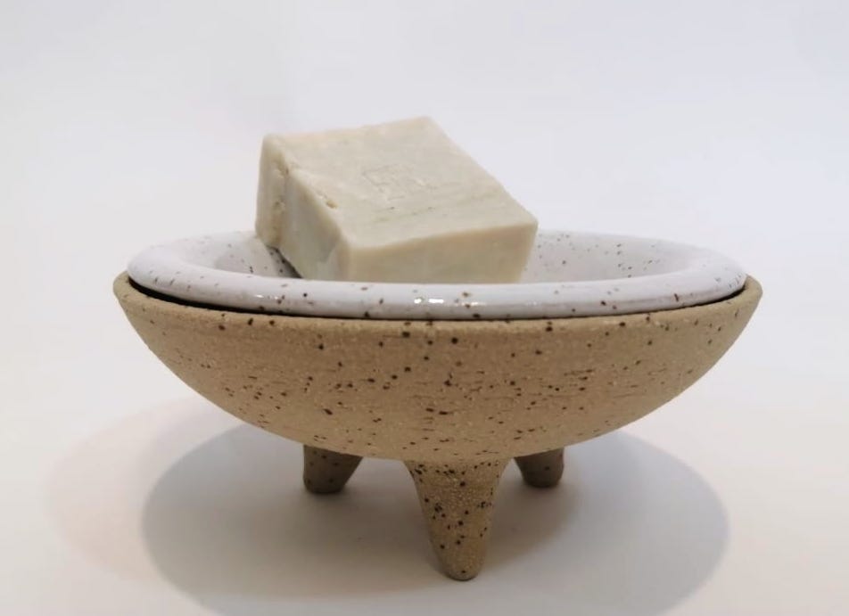 12_christopoulos_island_bathroom_soap_dish_1a_copie.jpg