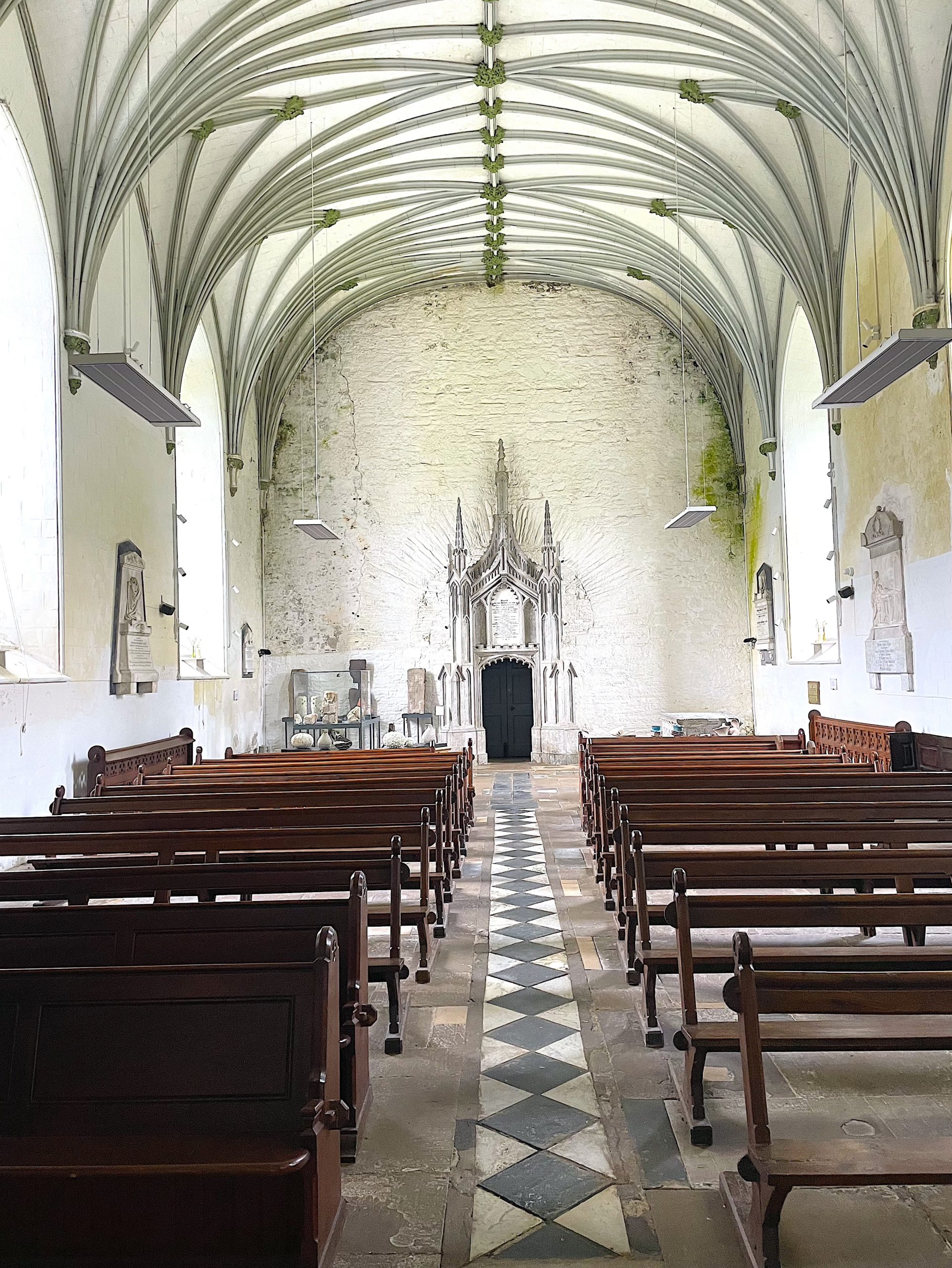 st_carthage_cathedral_nave.jpg